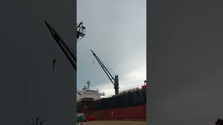 Raining at port//#M.V HonWay..//