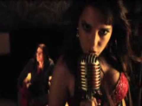 Fernanda Ostos — MI JUEGO FAVORITO video clip oficial Fernanda Ostos