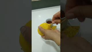 Limonu Ikiye Bölmeden Bi De Böyle Sıkmayı Deneyin 🍋