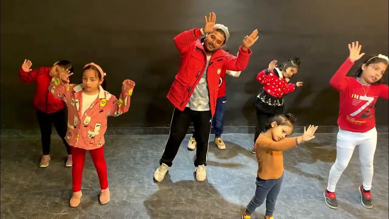 jingle bells rock zumba dance for kids🎄 YouTube