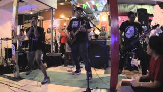 Download lagu [LIVE] 2015.12.26 Petaka - Bombardir