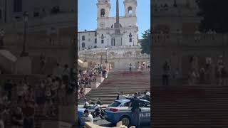 Blitz Contro I Femminicidi A Roma, Lanciano Vernice Rossa Sulla Scalinata Di Piazza Di Spagna