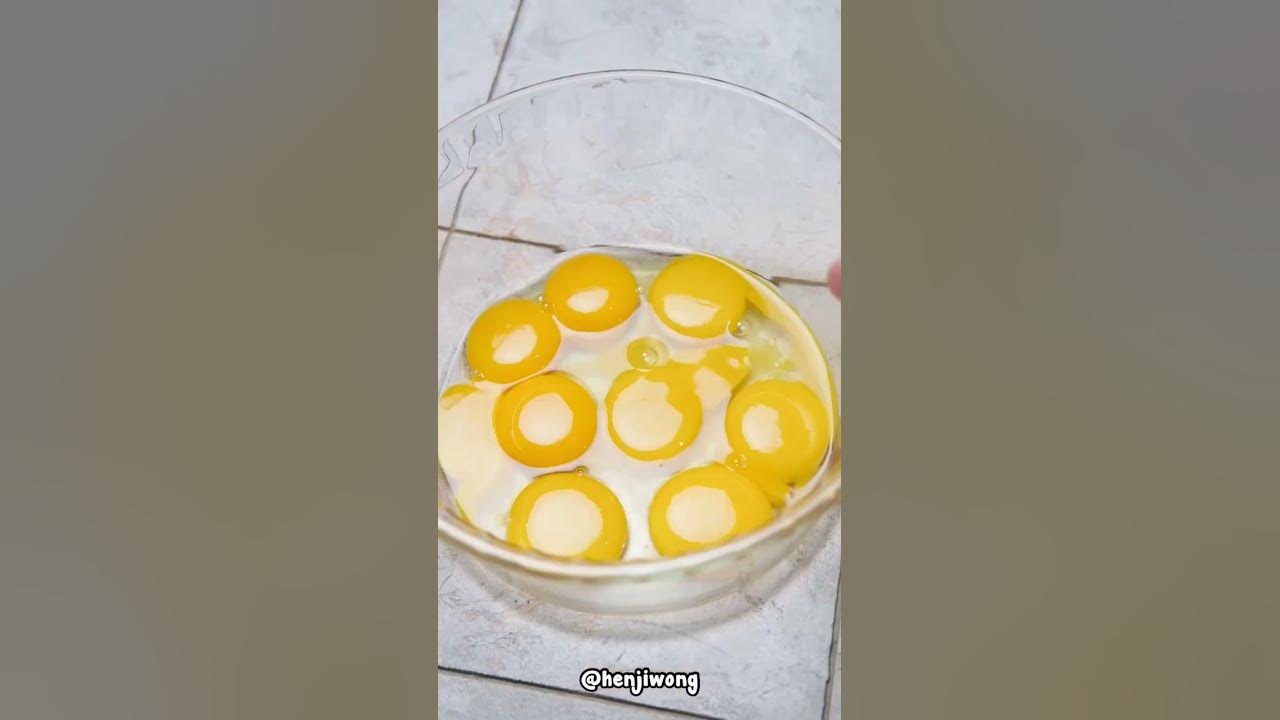 Resep bika ambon ci Mehong! Resep lengkap cek di IG ya!! Resep bika ambon ci Mehong! Resep lengkap cek di IG ya!!