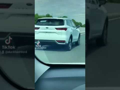 Video Ford Territory bất ngờ xuất hiện trên đường tại Việt... - youtube