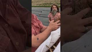 DIY Scarecrow Head Tutorial (Easy &amp; Cheap!) #shorts #ScarecrowDIY #DIYScarecrow