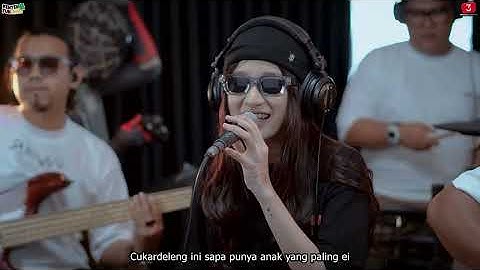 ASU LAMA SUKA DIA TANIA PIPI CONGKAK - 3 PEMUDA BERBAHAYA FT SALLSA BINTAN (Official Music Video)