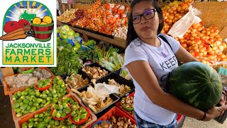 Shopping at the Farmers Market Jacksonville Florida