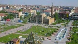 Bi̇r Gün Darilip Bi̇r Gün Barişmak