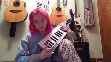 Keytar Review: The RockBand Keyboard Controller