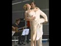 Carlos Gardel - Por Una Cabeza (Original HQ) Tango.flv