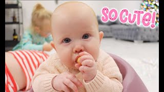 UNBOXING THE BEST CHRISTMAS PRESENT EVER & GIVING OUR BABY SOLID FOOD FOR THE FIRST TIME!
