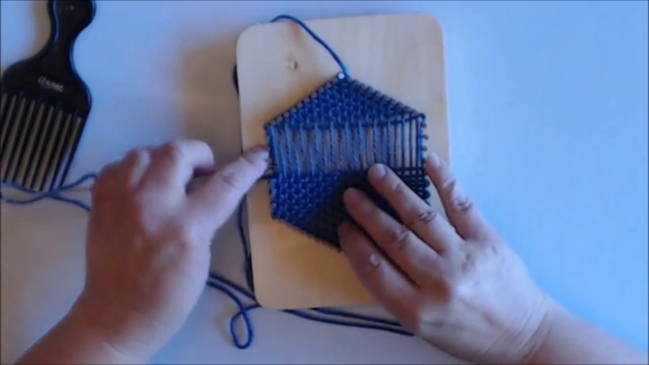 How to Weave a Square on a Pin Loom! 