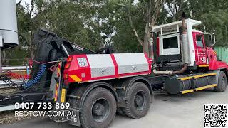 Heavy Trailer Hook Up with Titan Tow Truck | Ekebol King Pin Coupling System Demonstrated