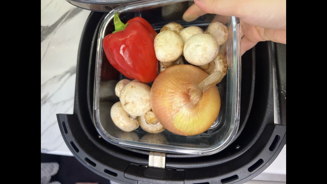 • The secret to the most delicious homemade lasagna: Cook lasagna with an air fryer