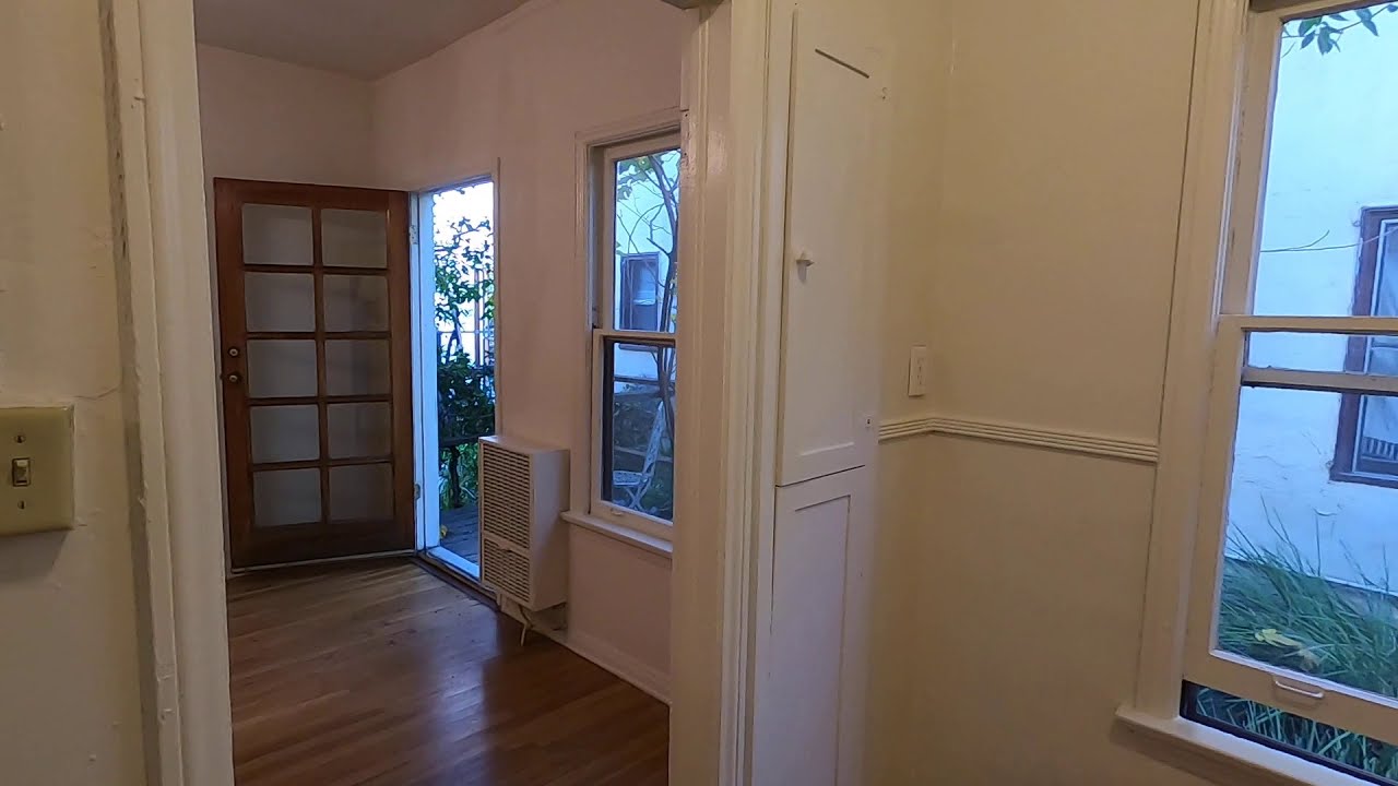 PL9232 Beautiful & Spacious Silverlake Studio w/Private Deck For Rent