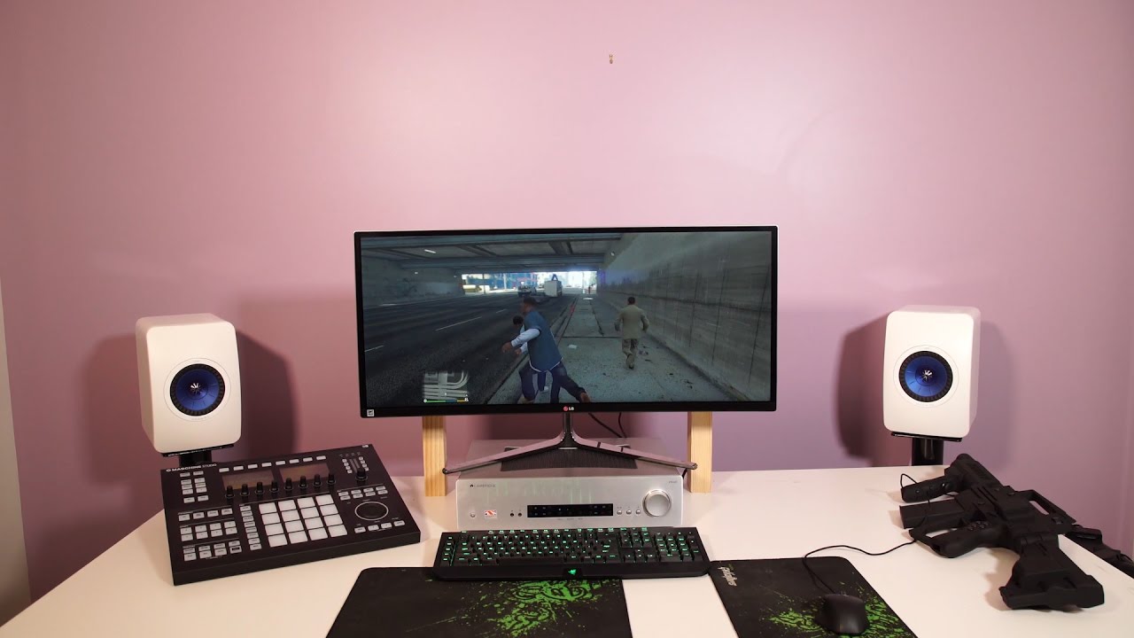 Ultrawide Curved 34 Vs 4k UHD 32 for 4K Movies - YouTube