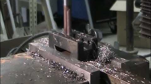 G0602 Tool Post Setup Part 1.wmv