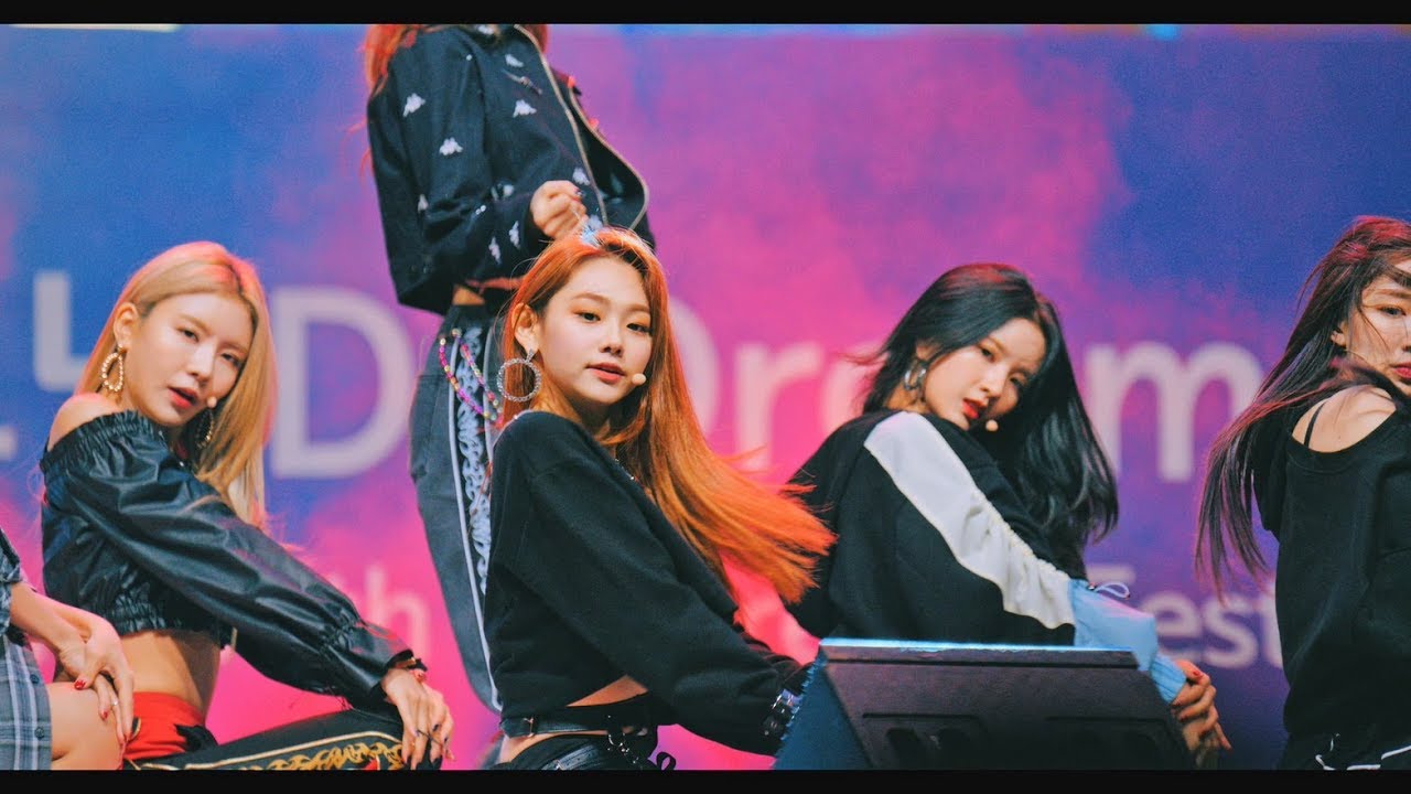 [4k PoRes] 구구단(gugudan) - Not That Type@181118 천안 삼거리 공원[ 4k Fancam/직캠] By TheGsd