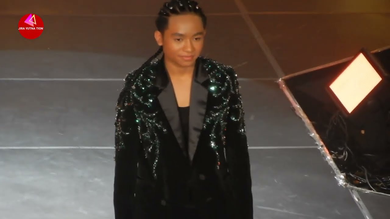 SETENGAH HATI - BETRAN PETO PUTRA ONSU - LIVE IN COCERT IT'S MY FIRST