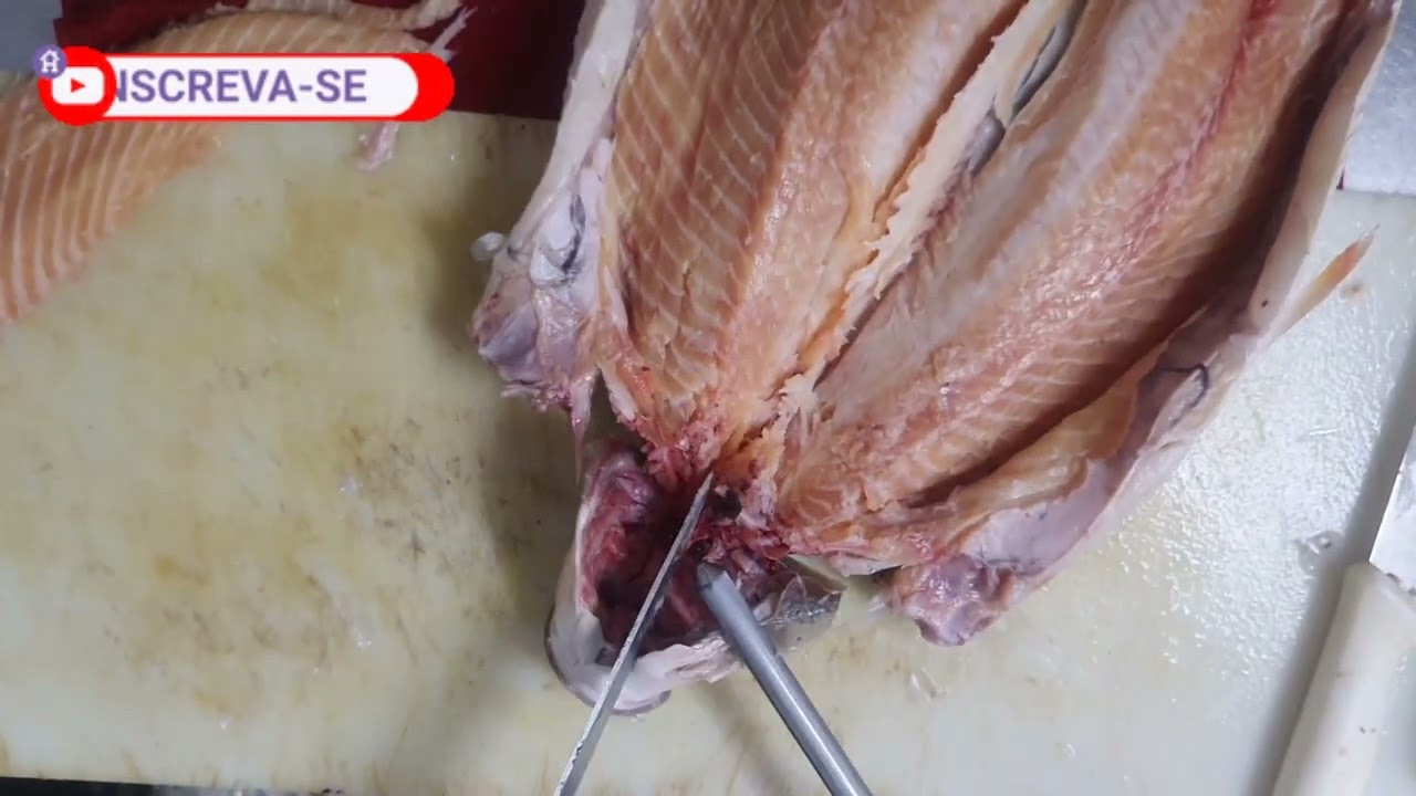 como tirar espinhas da curimba! como limpar curimba fácil!