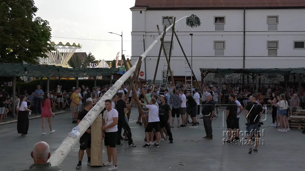 Jubilejní 50.mája pana Josefa Dostoupila zakotvila bezpečně ve Velkých Pavlovicích