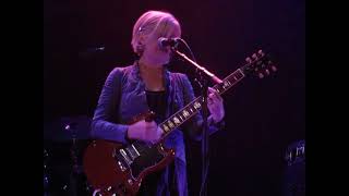 Watch Tanya Donelly Swoon video