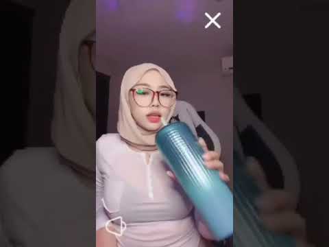 Live 💋 Hijab Cream T*K3D BUL3T TWERKING