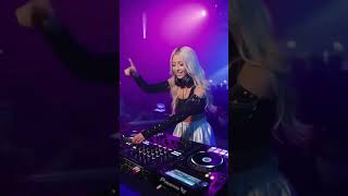 Female DJ 5