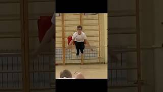 Flying low, it's going to rain. Video by: @gerlo_kun Funny comments.