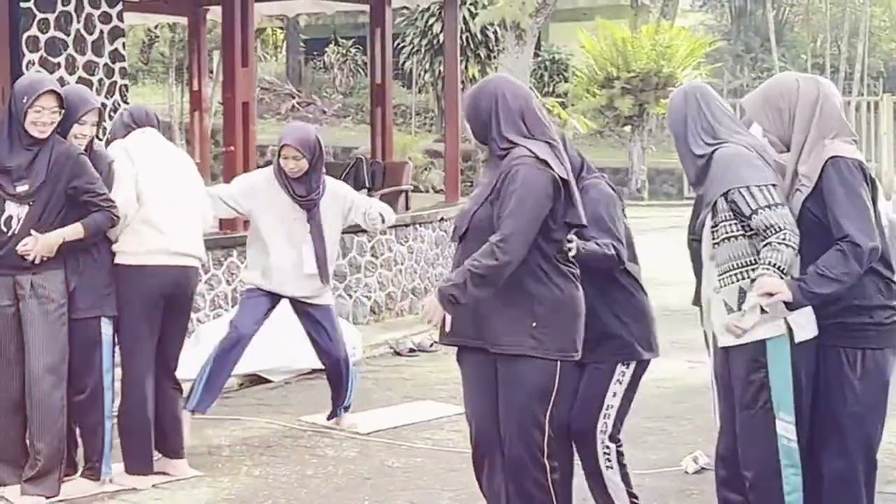 AFTER MOVIE MAKRAB COKLAT UNS 2026