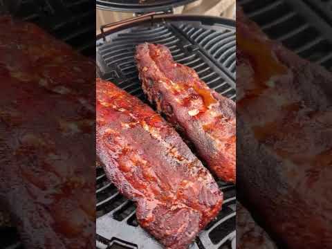 Des ribs grillés