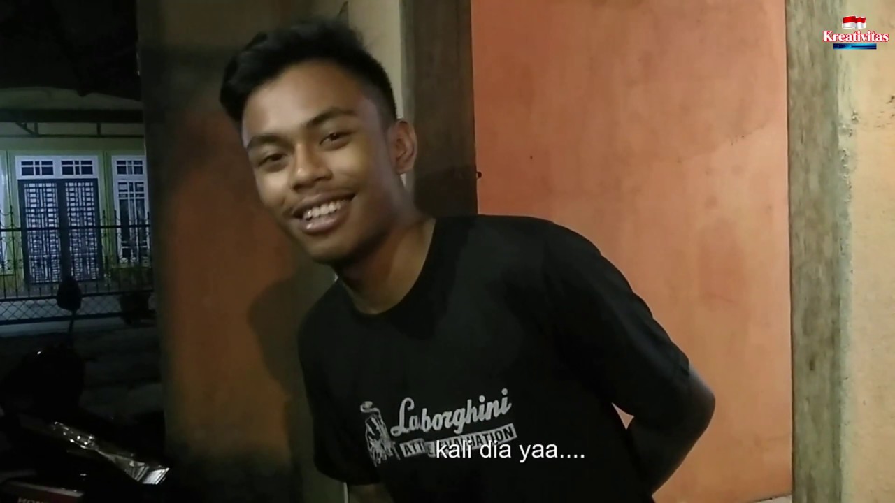 Kompilasi Komedi Lucu Duduk di Sepeda Motor Yang Aneh 