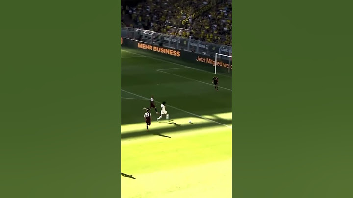 Julian Brandt Sneaky Goal/ BVB vs Villa