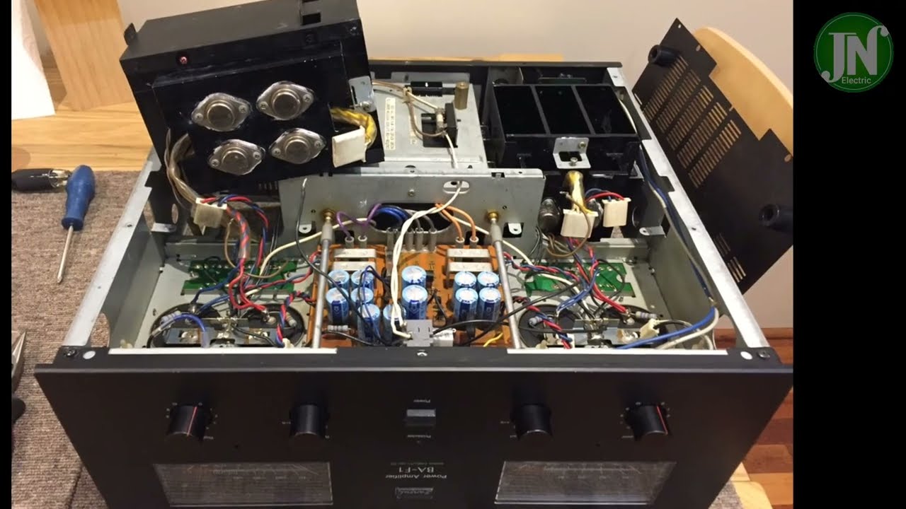 Sansui BA-F1 パワーアンプ SANSUI BA F1 Stereo Power Amplifier 2X 110 Watts RMS Vintage