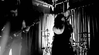 VAKKER - LIVE IN SANTA ROSA @ THE ARLENE FRANCIS CENTER
Vakker from Reno(Nevada) performing on April 12th 2025 at The Arlene Francis Center in Santa Rosa, California.
Barren Altar, Tentacult, Hexen House & Phantasmal Abyss also played
https://transylvanianrecordings.bandcamp.com/album/vakker-what-will-become-of-our-pain VAKKER - LIVE IN SANTA ROSA @ THE ARLENE FRANCIS CENTER