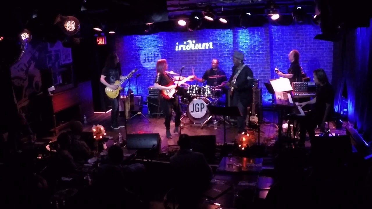 Regardez Jane Getter Premonition - Inversion Layer (with special guest Vernon Reid!) Live at the Iridium, NYC sur YouTube Regardez Jane Getter Premonition - Inversion Layer (with special guest Vernon Reid!) Live at the Iridium, NYC sur YouTube