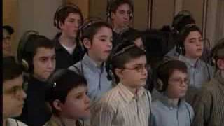 как малые евреи поют?