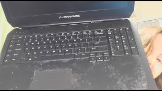 Full Alienware 17 R2 Laptop (Trash Find) Guide
