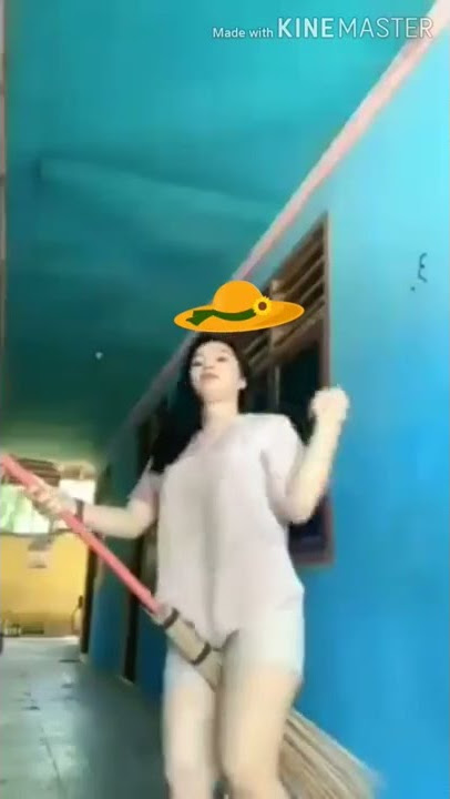 #viral#joget colmek cewe sange pake  sapu**