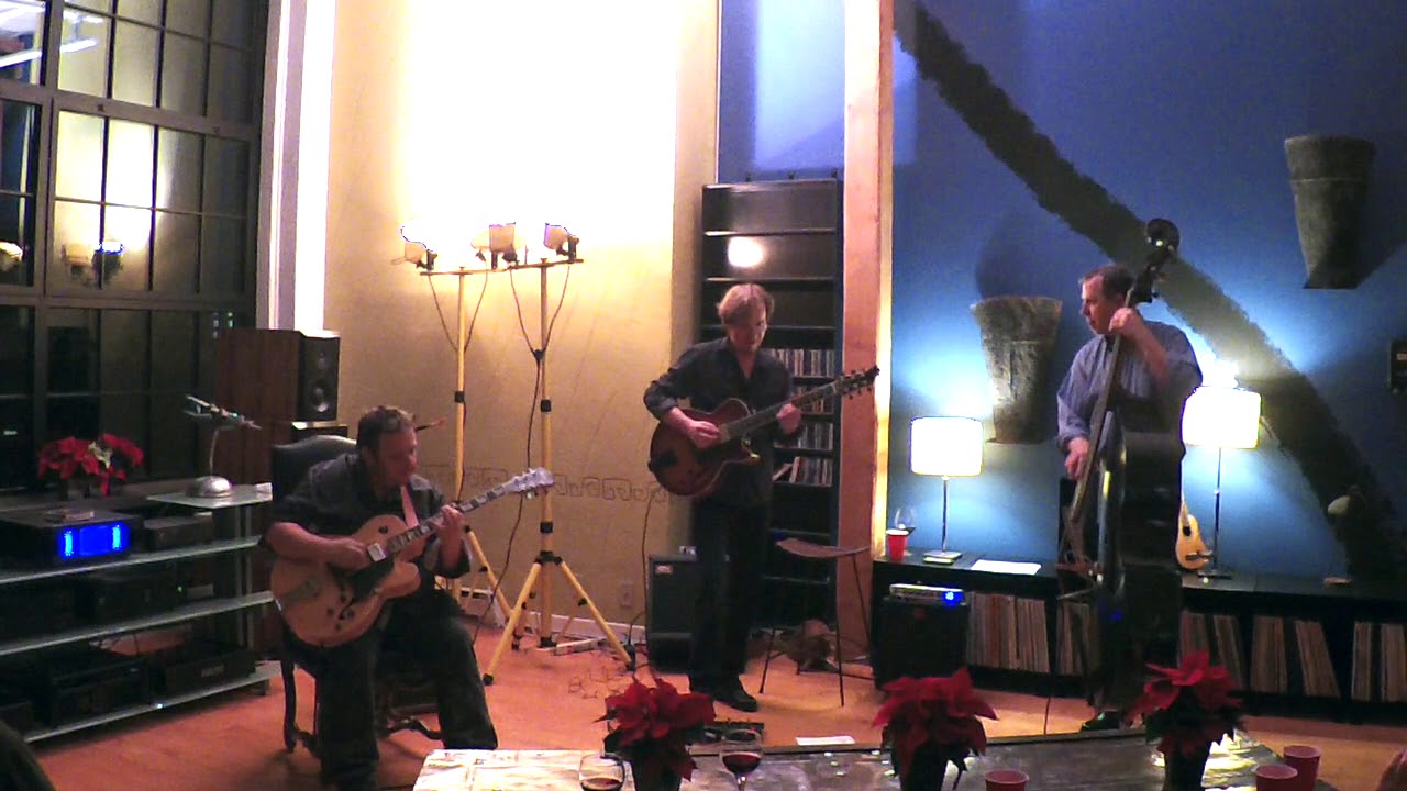 Mike, Pierre and Alec play Charlie Christian