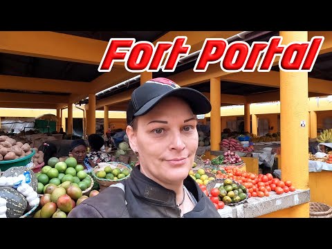 Moto Safari Uganda - Vlog 2 - Boxenstopp in Fort Portal, Uganda