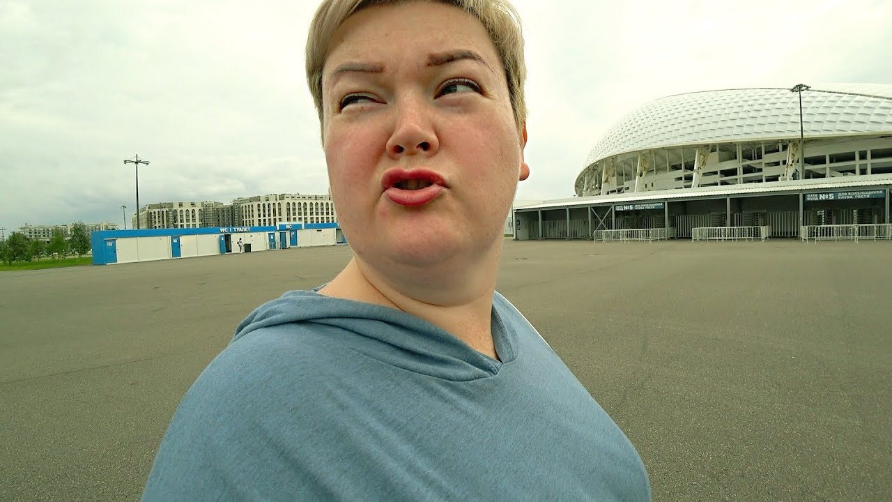 Нас ВЫГНАЛИ с пляжа какие то АЛКАШИ! Вот так РАЗВОДЯТ туристов в Адлере ...