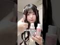 中学生がメイクブラシとパフをダイソーの洗剤で洗う動画。