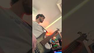 Return of the Bass 🕺 #bassguitar #funk #disco #musicproducer #frenchhouse #bass #musicproduction