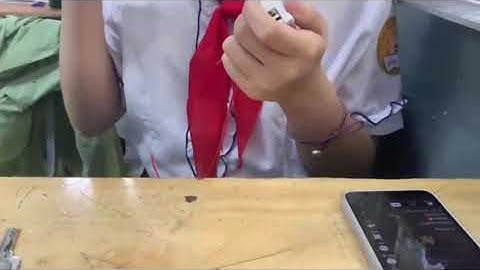 Bài 8 Lắp mạch điện hai công tắc hai cực điều khiển 2 đèn