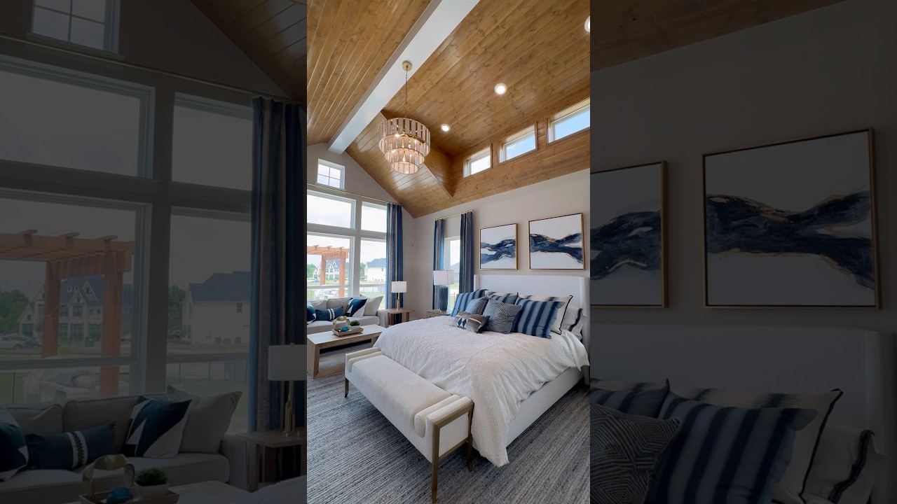 This LUXURIOUS bedroom and bathroom! 