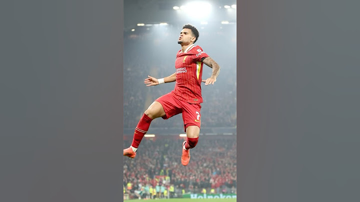 LUIS DÍAZ JUEGA DE 9 Y… SU PRIMER HAT TRIcK! #shorts #futbol  #viralvideo #liverpool  #luisdiaz