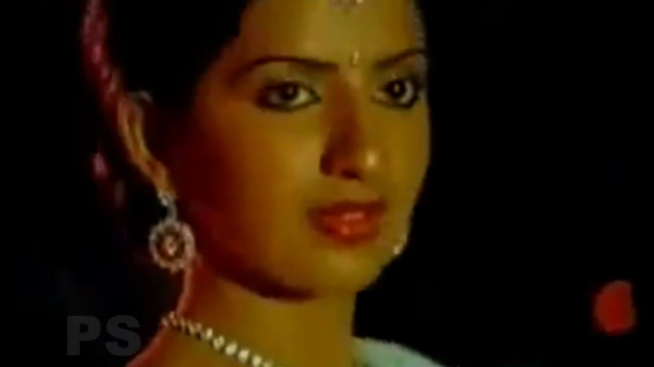 Atho Vanile Nila Oorvalam   VijayakanthAmbikaLove Duet H D Song