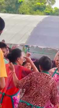 emak-emak joget story wa emak siapa nih?  #emakemak #fyp #joget #jogettiktok #tiktok #storywa #viral