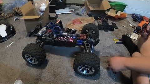 Revo 3.3 Gets A New Reverse Servo And Rpm Bumpers !